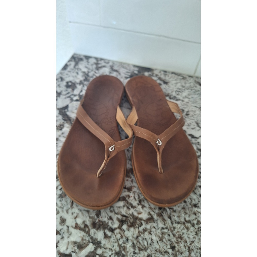 OluKai Honu Womens Tan Brown Leather Sea Turtle Flip Flop Sandals Size 9 20436